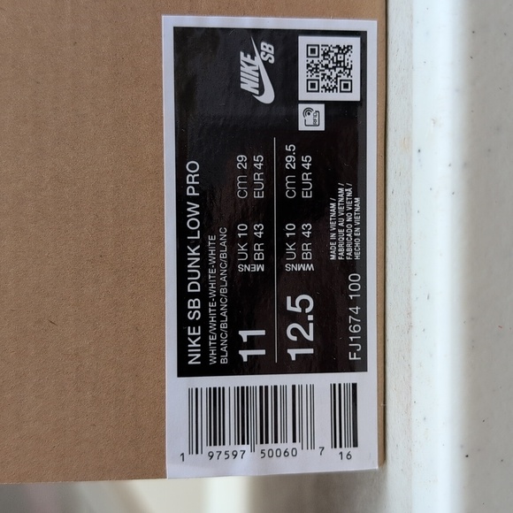 Nike SB Dunk Low Pro - Triple White Orange Label - Men's Size 11 ( FJ1674-100 ) - Picture 9 of 9